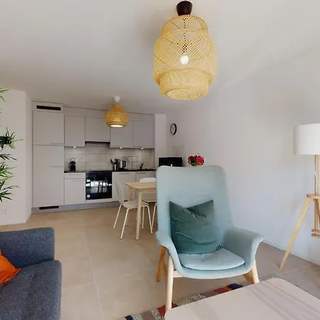 Nice Apartment At 10Min From Payerne, Fully Equipped شقة